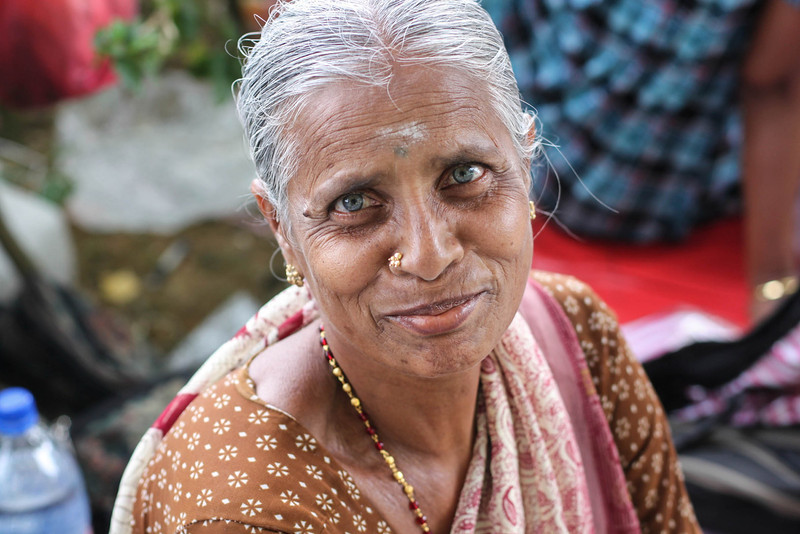 10,000 Smiles Project | Portrait of Indian woman smiling | Malaysia backpacking | Accomplishing goals | Phoenix photographer