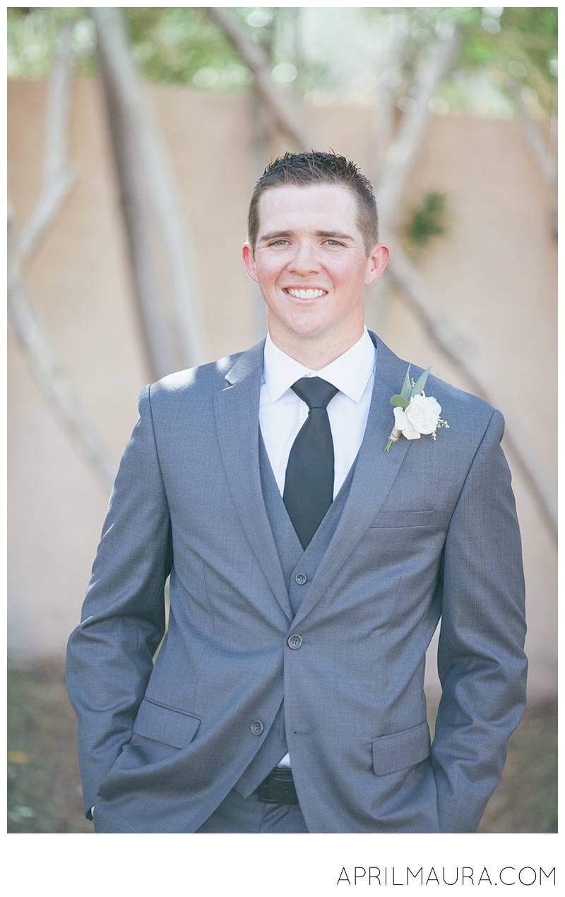 Scottsdale_Plaza_ Resort_Wedding_Tempe_Wedding_Photographer_April_Maura_Photography_0017.jpg