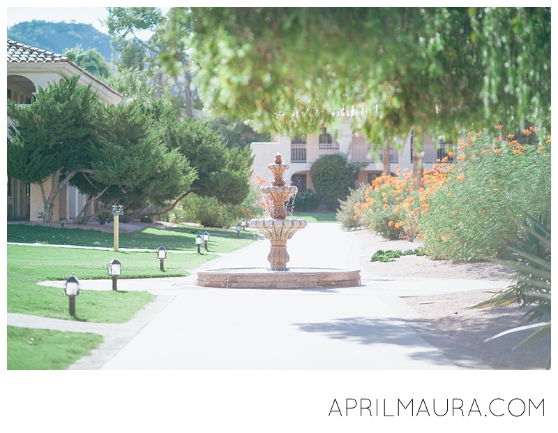 Scottsdale Plaza Wedding: Juddy + Madison | Scottsdale_Plaza_ Resort_Wedding_Tempe_Wedding_Photographer_April_Maura_Photography_0119.jpg