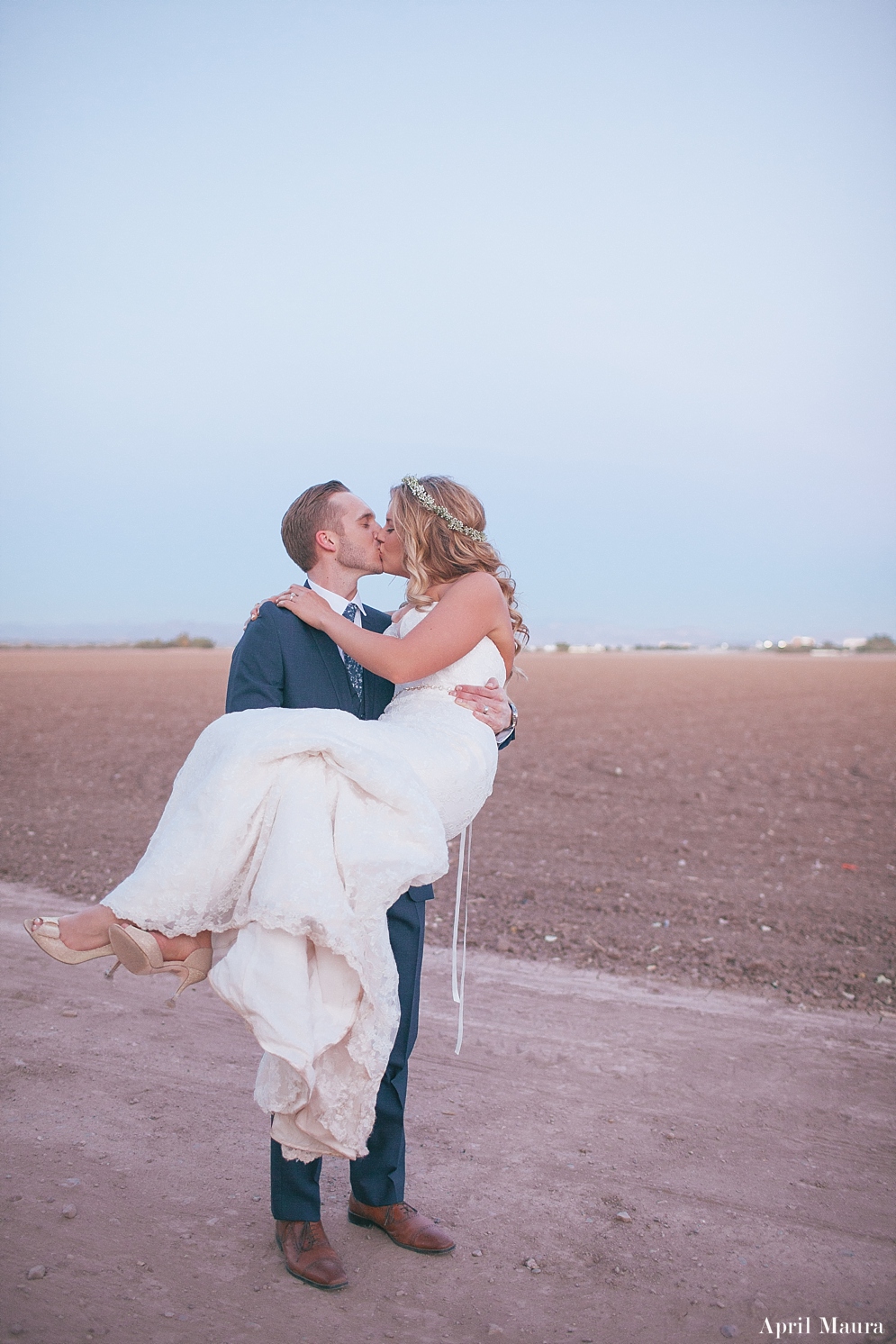 The_Windmill_Winery_Wedding_April_Maura_Photography_Arizona_Fairytale_Wedding_0216.jpg