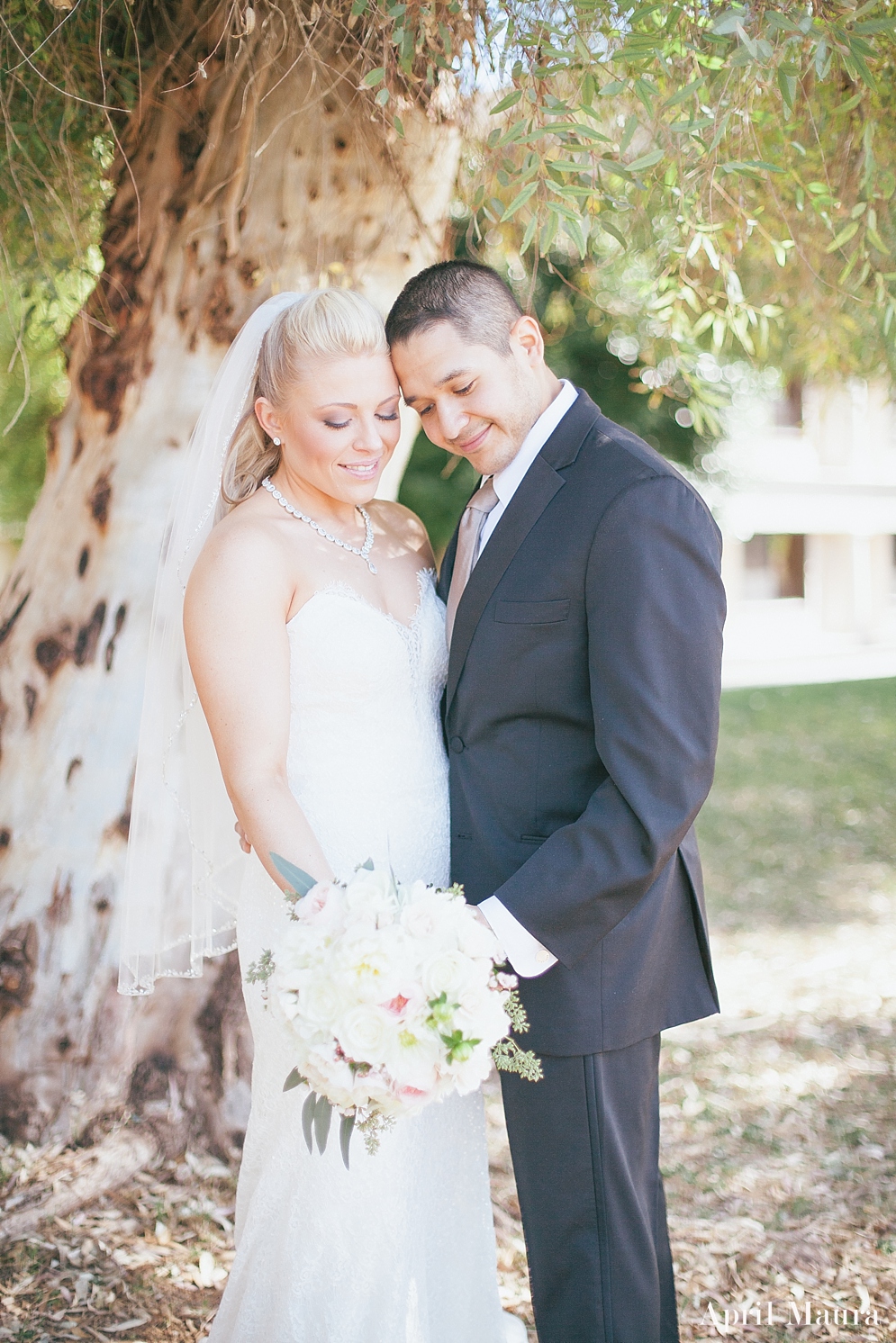 April_Maura_Photography_Scottsdale_Conference_Center_Wedding_Arizona_First_Look_0024.jpg