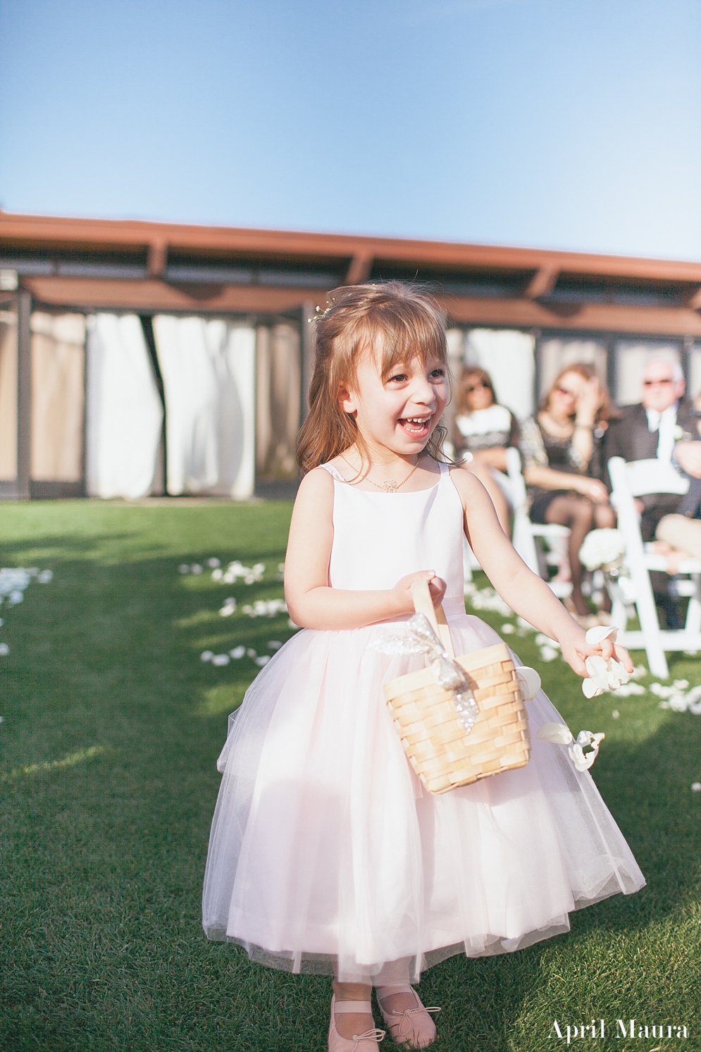 April_Maura_Photography_Scottsdale_Conference_Center_Wedding_Arizona_flower_girl_0033.jpg