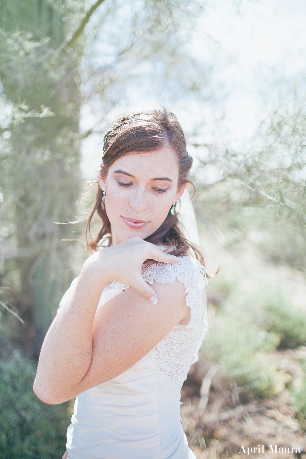 Superstition_Mountain_Desert_Wedding_April_Maura_Photography_Arizona_Bride_0035.jpg