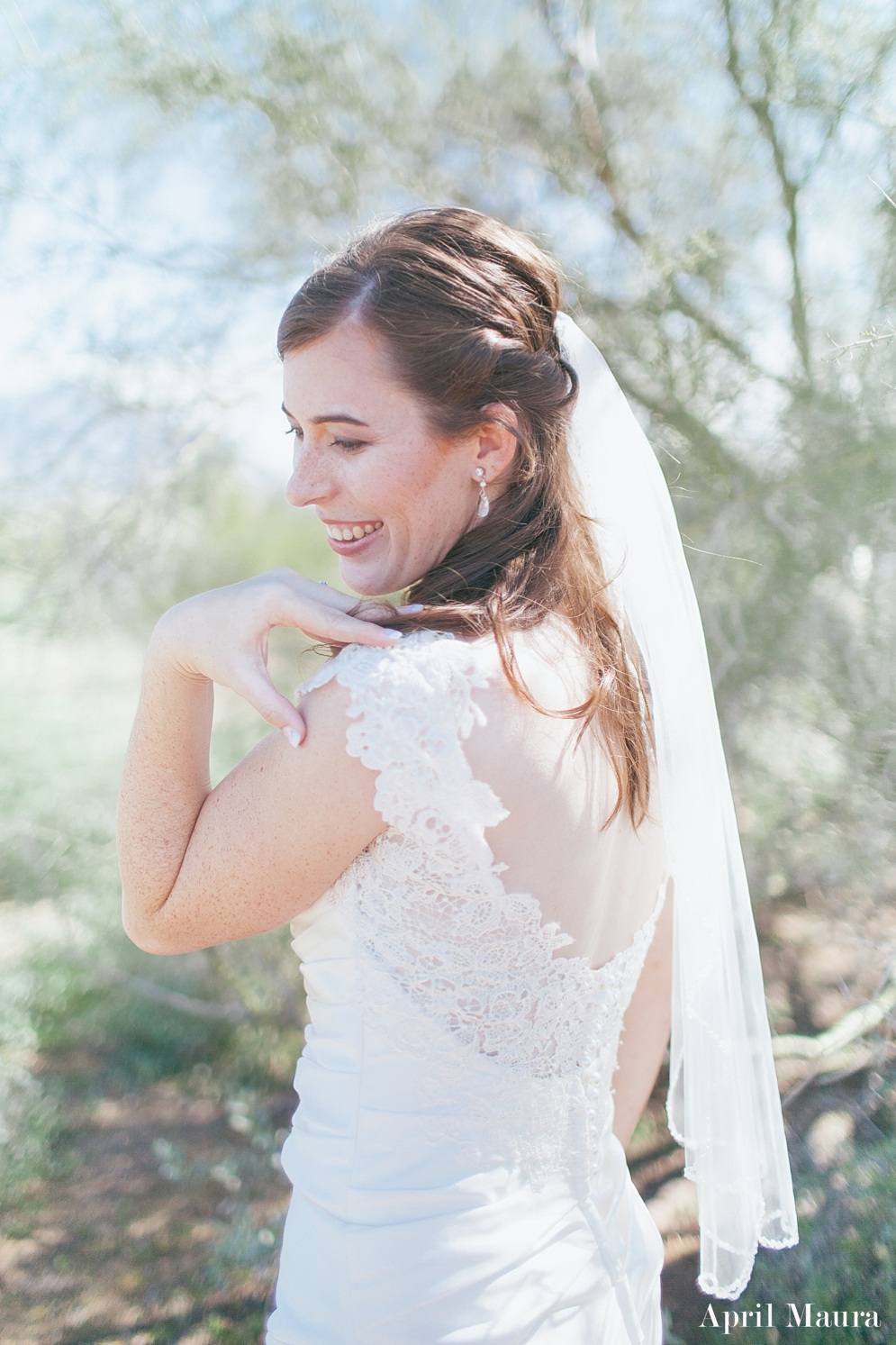 Superstition_Mountain_Desert_Wedding_April_Maura_Photography_Arizona_Bride_0036.jpg