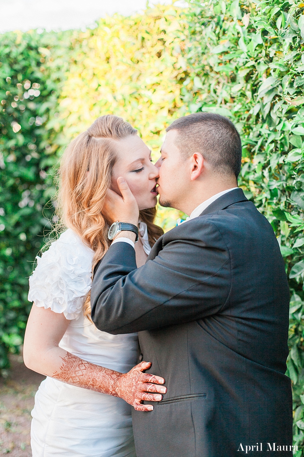 April_Maura_Photography_Mesa_Wedding_Photography_The_Landmark_Restaurant_0030.jpg