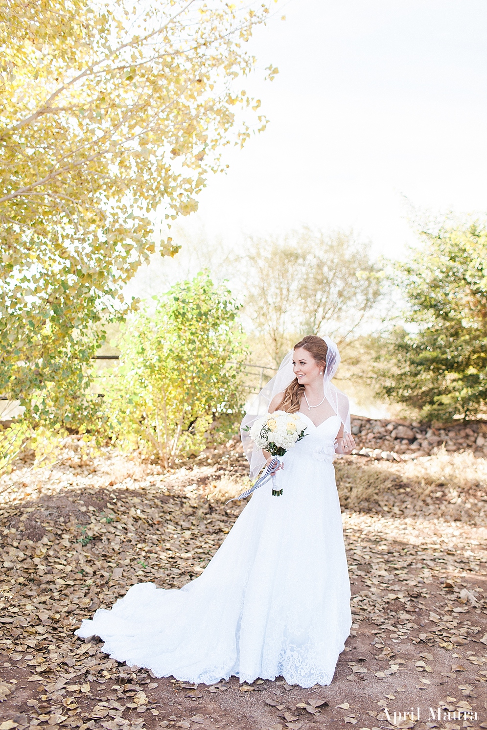 Arizona_Nautical_Wedding_The_Windmill_Winery_The_Lakehouse_April_Maura_Photography_Arizona_Bride_0022.jpg