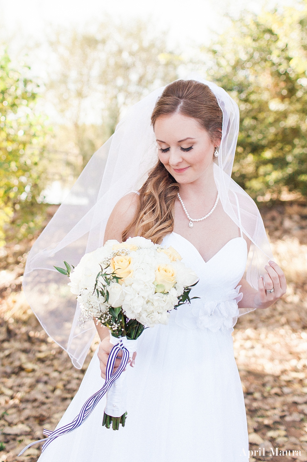 Arizona_Nautical_Wedding_The_Windmill_Winery_The_Lakehouse_April_Maura_Photography_Arizona_Bride_0023.jpg