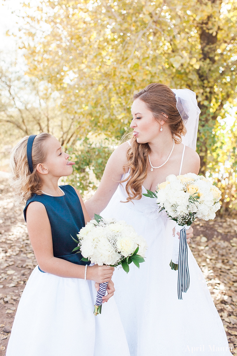 Arizona_Nautical_Wedding_The_Windmill_Winery_The_Lakehouse_April_Maura_Photography_0027.jpg