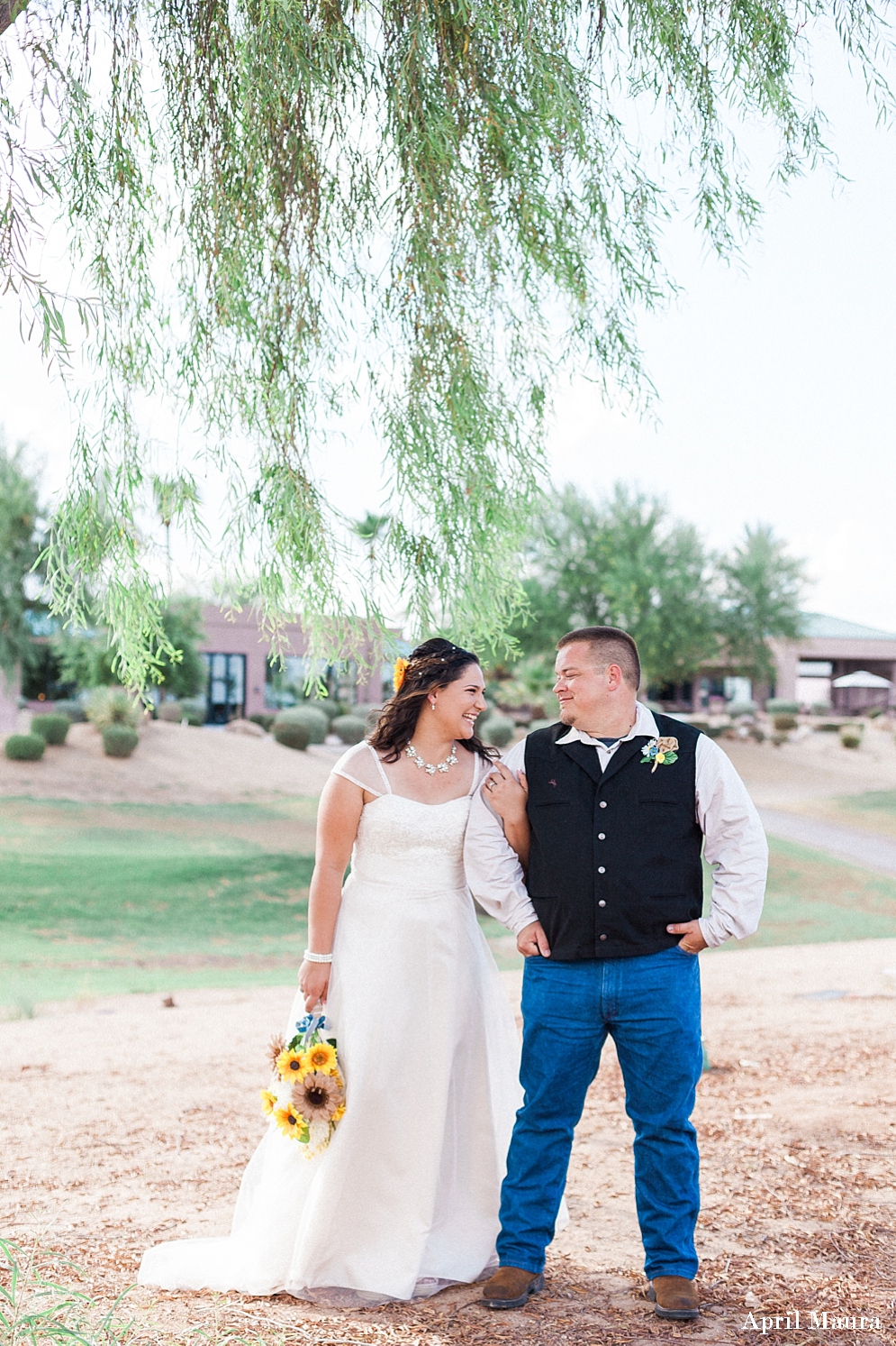 Wedgewood_Palm_Valley_Wedding_April_Maura_Photography_0030.jpg