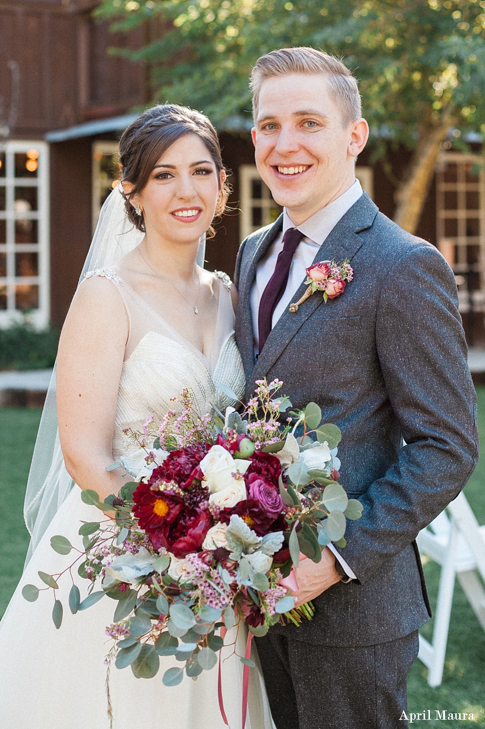 The Elegant Barn Gilbert Wedding Photos | Gilbert Wedding Photographer | April Maura Photography | https://aprilmaura.com_0066