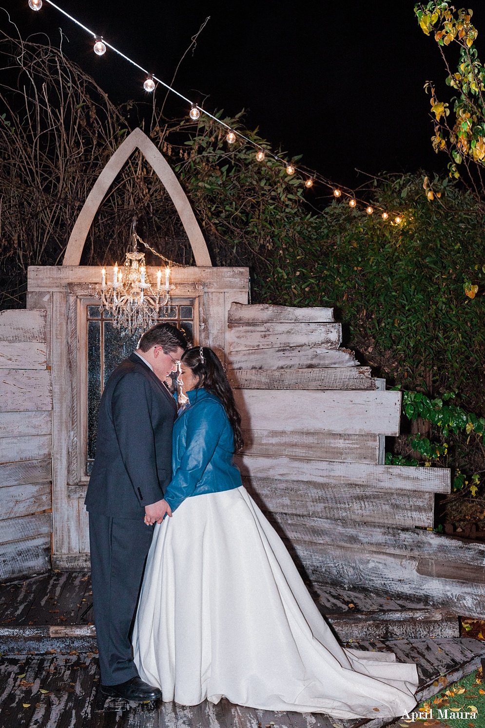 The Elegant Barn Gilbert Wedding Photos | Gilbert Wedding Photographer | April Maura Photography | www.aprilmaura.com_0266.jpg