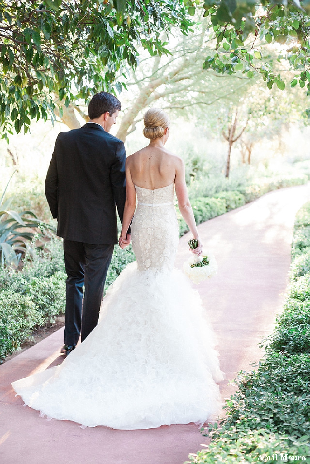 El Chorro Wedding Photos | Scottsdale Wedding Photos | April Maura Photography | www.aprilmaura.com_0665.jpg