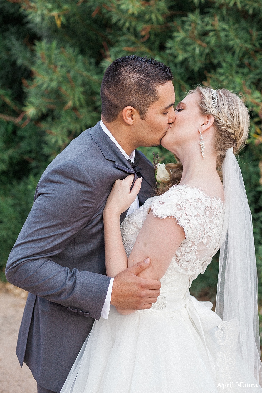 Royal Palm Resort & Spa Wedding Photos | Scottsdale Wedding Photos | April Maura Photography | www.aprilmaura.com_0830.jpg