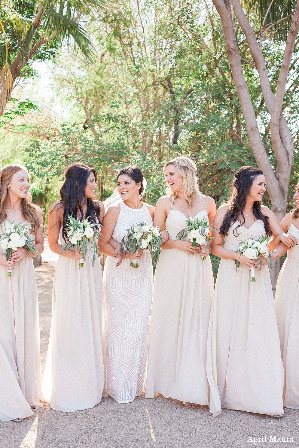 How to Choose Your Maid-of-Honor | Secret-Garden-Events-Wedding-Photos-Phoenix-Wedding-Photos-April-Maura-Photography-www.aprilmaura.com_0774.jpg