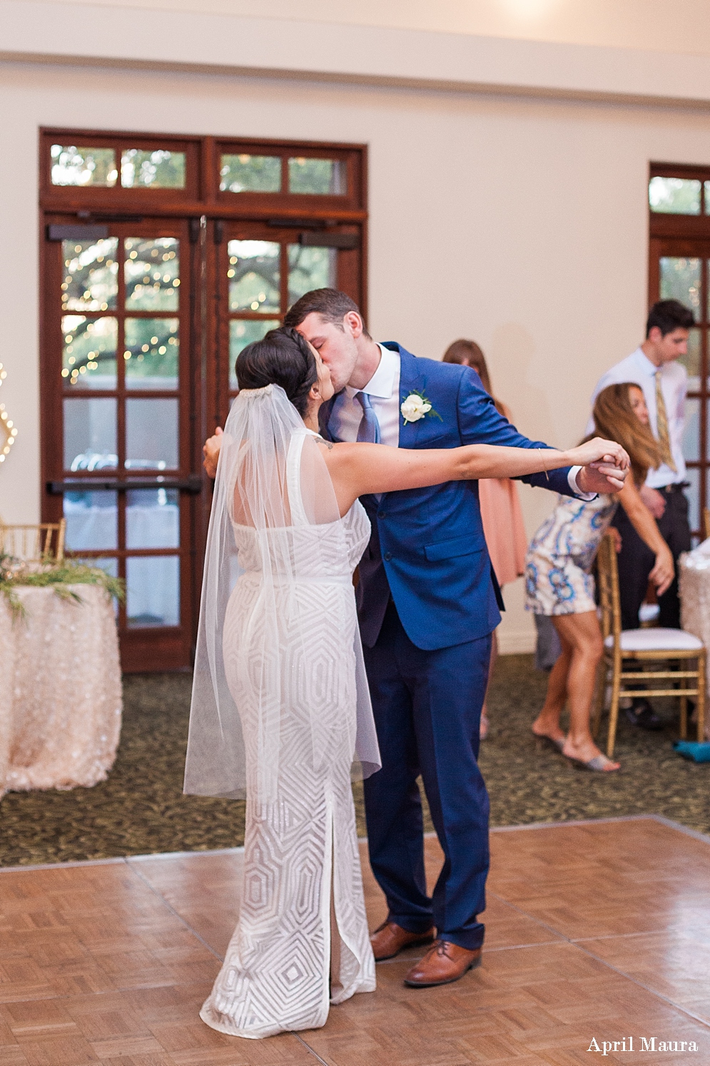 Secret Garden Events Wedding Photos | Phoenix Wedding Photos | April Maura Photography | www.aprilmaura.com_0803.jpg