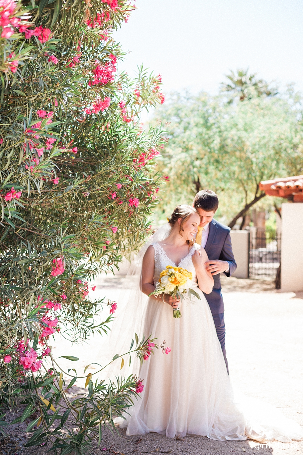 Shermer Art Center and Museum Phoenix Wedding Photos | Scottsdale Wedding Photos | April Maura Photography | www.aprilmaura.com_0886.jpg