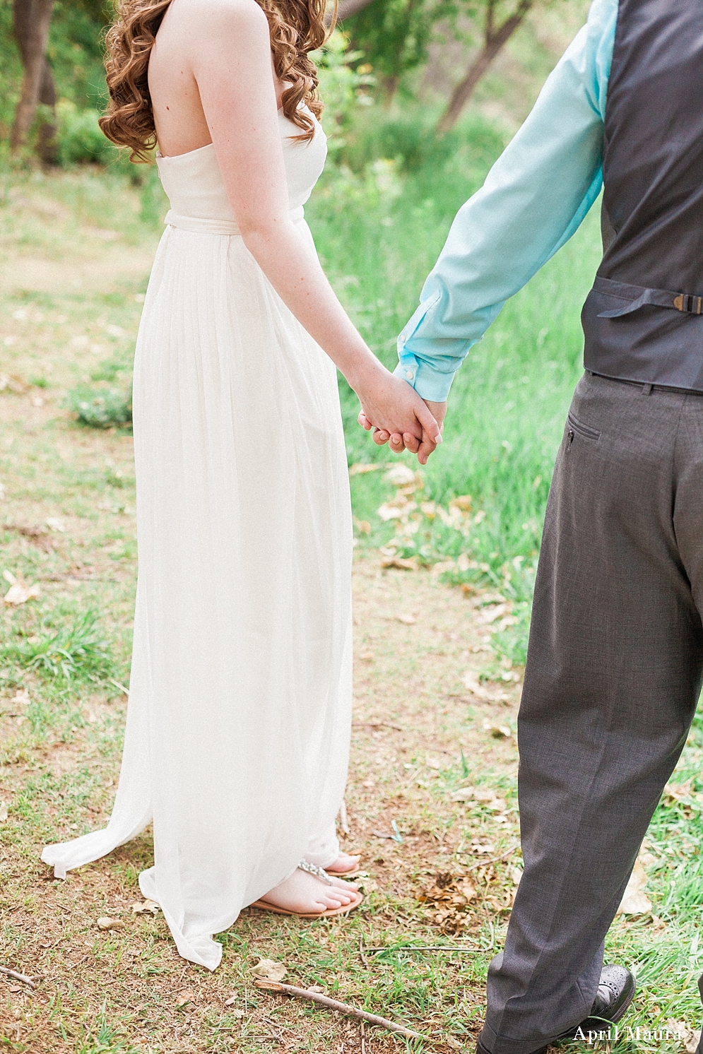 5 Stores on Where to Find Your Timeless Engagement Dress | L'auberge de Sedona Wedding Photos| Sedona Wedding Photographer | Arizona Wedding Photographer | Tempe Wedding Photographer | April Maura Photography | www.aprilmaura.com_0245