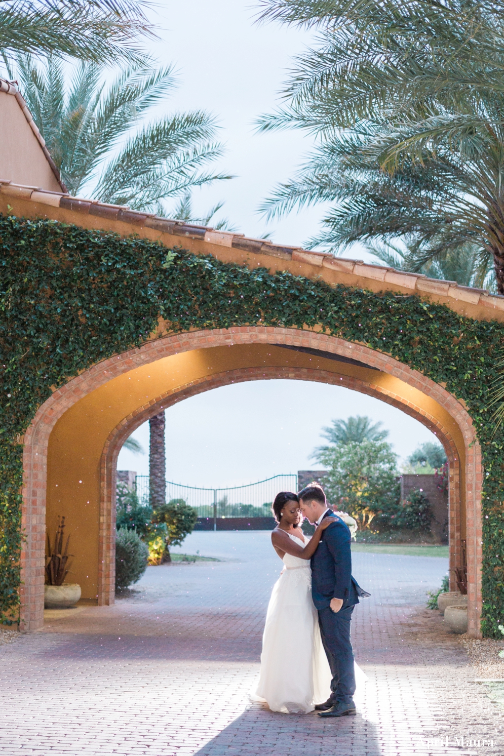 Encanterra Country Club Wedding Photos | Scottsdale Wedding Photos | April Maura Photography | www.aprilmaura.com_1170.jpg