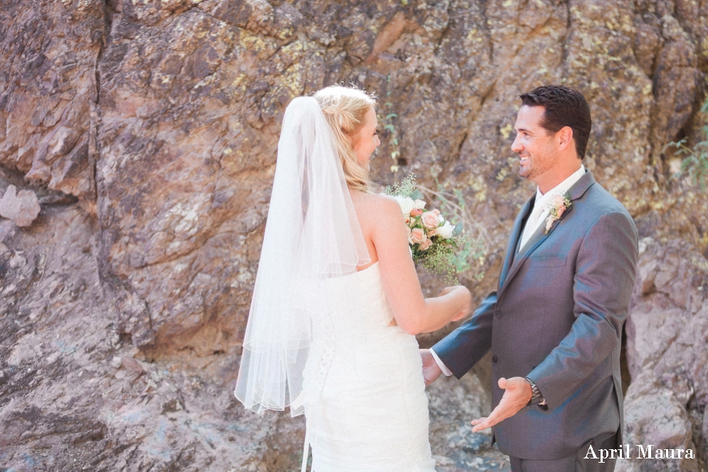 Tempe at the Buttes Wedding Photos | Scottsdale Wedding Photos | April Maura Photography | www.aprilmaura.com_1303.jpg