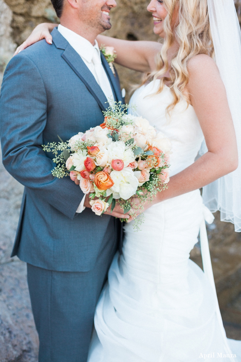 Tempe at the Buttes Wedding Photos | Scottsdale Wedding Photos | April Maura Photography | www.aprilmaura.com_1304.jpg