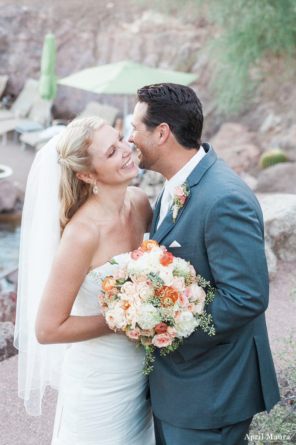Tempe at the Buttes Wedding Photos | Scottsdale Wedding Photos | April Maura Photography | www.aprilmaura.com_1305.jpg