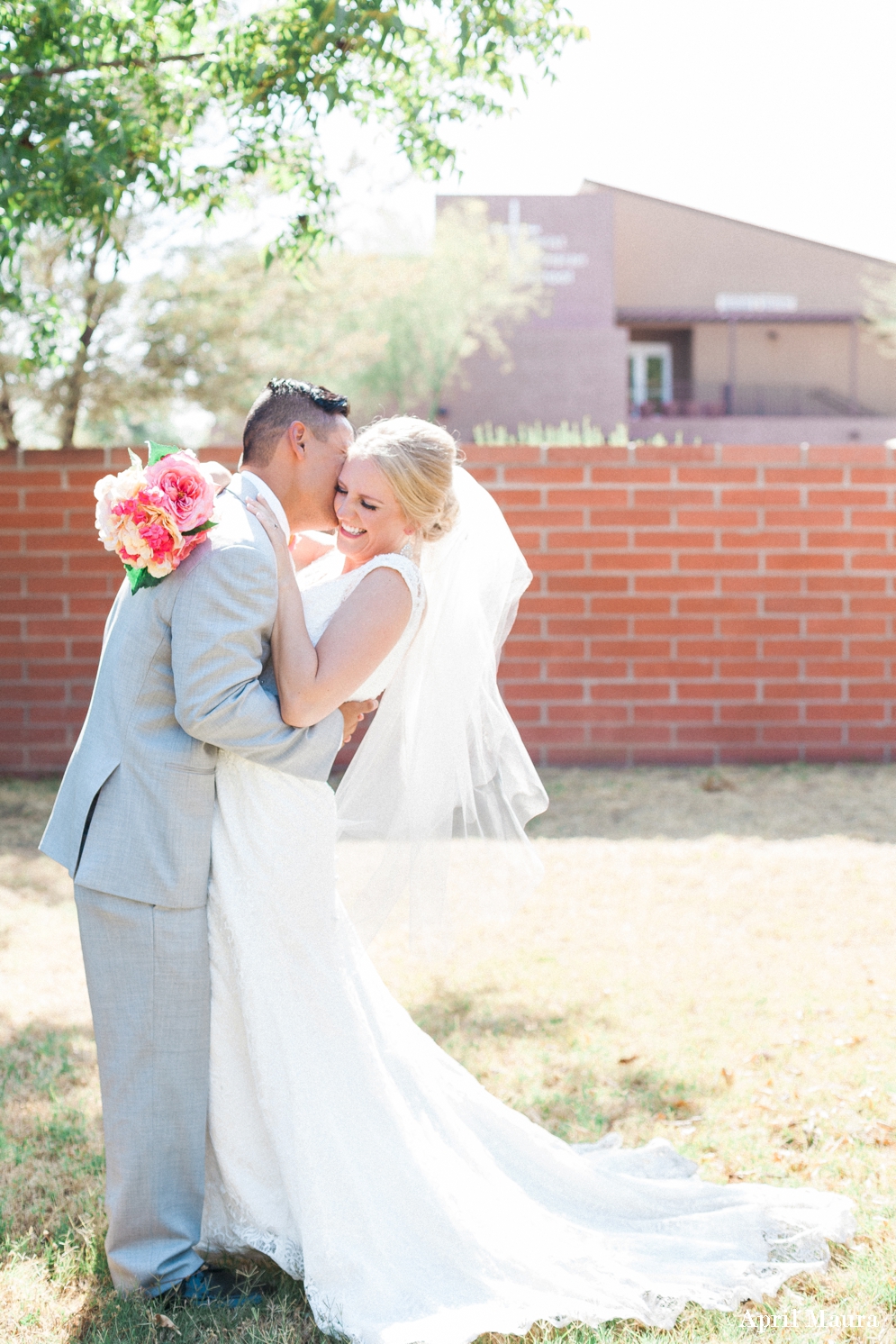 Arizona Country Club Wedding Photos | Scottsdale Wedding Photos | April Maura Photography | www.aprilmaura.com_1422.jpg