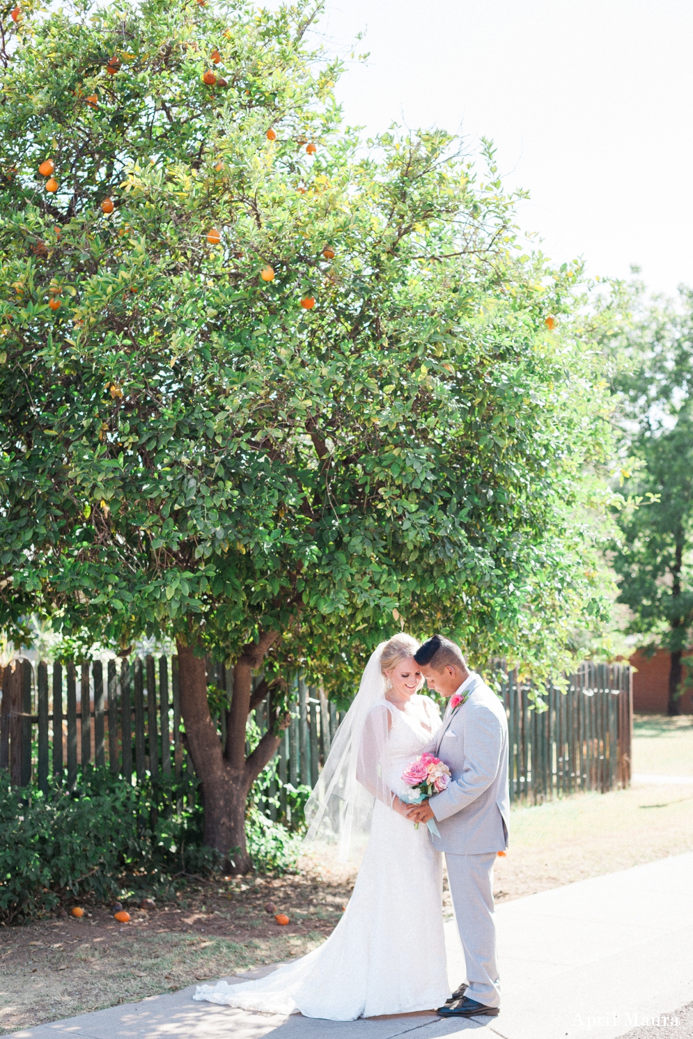 Arizona Country Club Wedding Photos | Scottsdale Wedding Photos | April Maura Photography | www.aprilmaura.com_1424.jpg