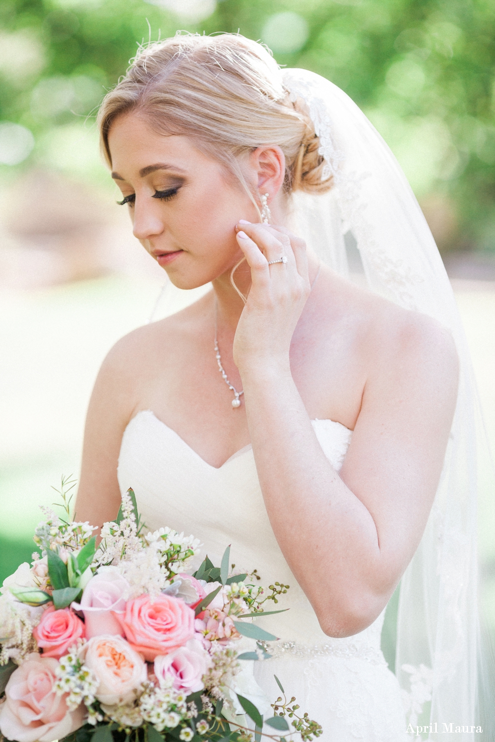 Windmill Winery Wedding Photos | Scottsdale Wedding Photos | April Maura Photography | www.aprilmaura.com_1563.jpg