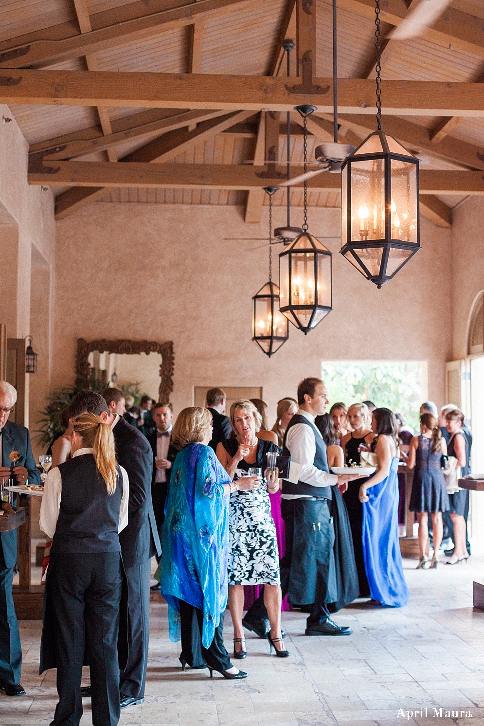 Royal Palm Resort & Spa Wedding | Scottsdale Wedding Photos | April Maura Photography | www.aprilmaura.com_2127.jpg