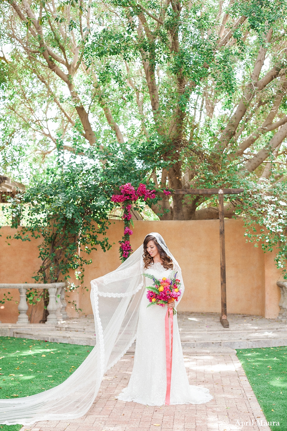 Royal Palms Resort & Spa Wedding | Scottsdale Wedding Photos | April Maura Photography | www.aprilmaura.com_2171.jpg