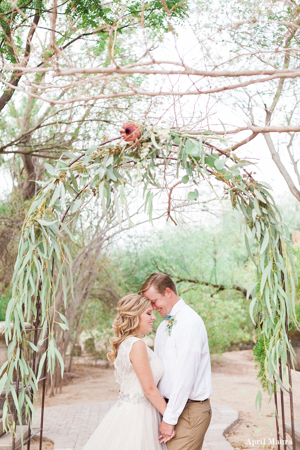 Secret Garden Events Phoenix Wedding Photos | Scottsdale Wedding Photos | April Maura Photography | www.aprilmaura.com_2358.jpg