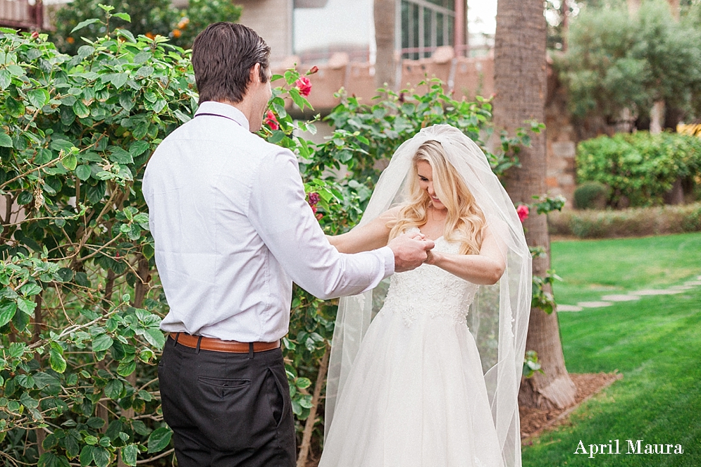 Hotel Valley Ho Wedding Photos | Scottsdale and Phoenix Wedding Photographer | April Maura Photography | www.aprilmaura.com_0049.jpg