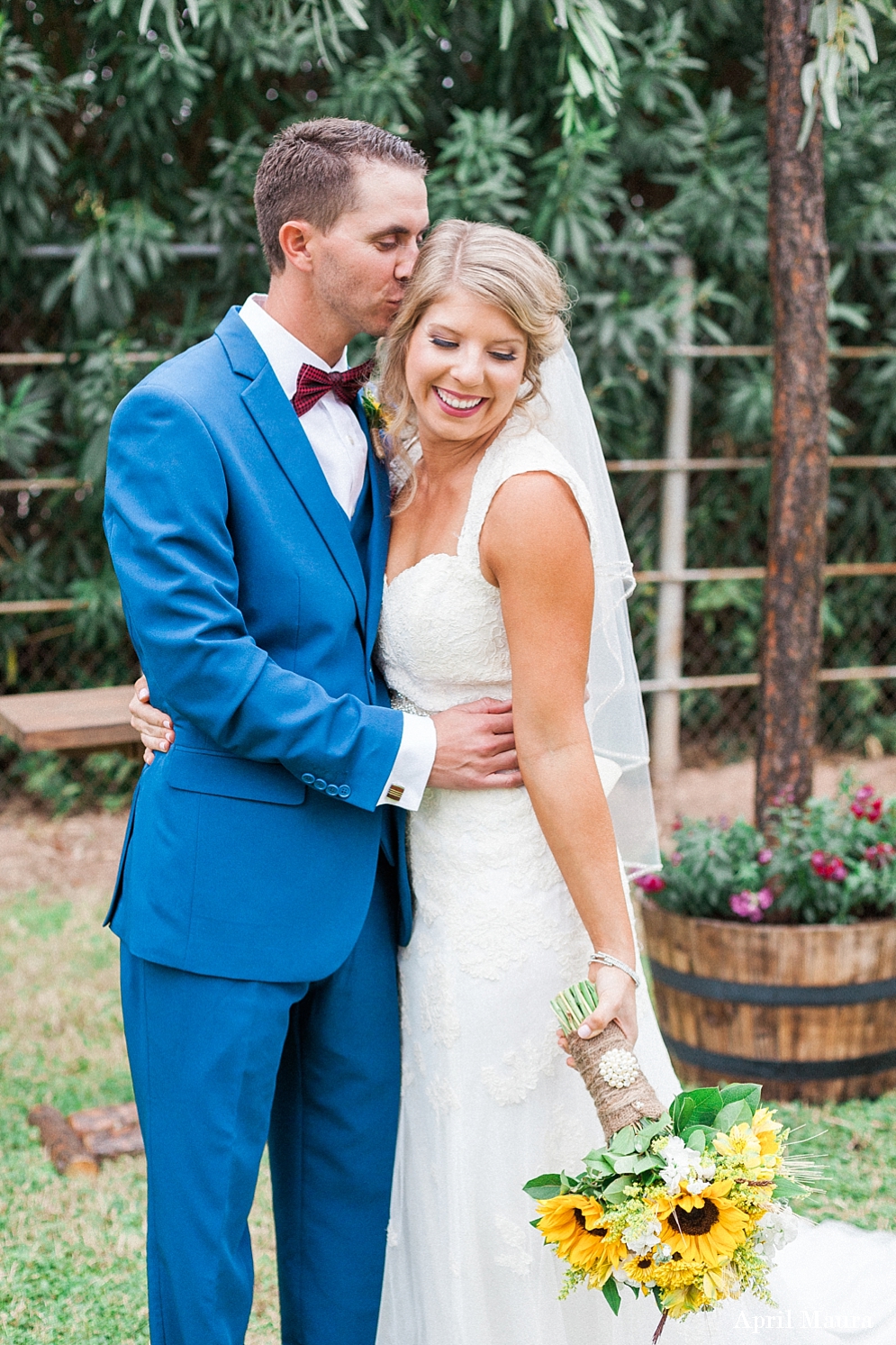 Scottsdale Backyard Wedding | Scottsdale and Phoenix Wedding Photographer | April Maura Photography | www.aprilmaura.com_3778.jpg