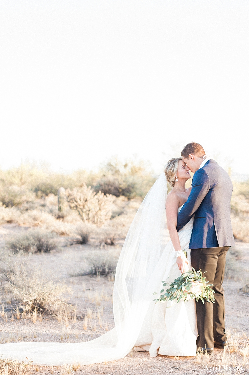 Desert Foothills Events Wedding Photos | Scottsdale and Phoenix Wedding Photographer | April Maura Photography | www.aprilmaura.com_0062.jpg