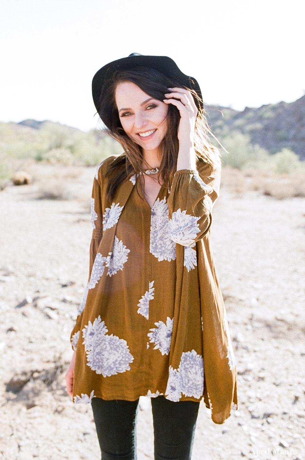 Whispering Tree Ranch Engagement Photos | Scottsdale and Phoenix Wedding Photographer | April Maura Photography | www.aprilmaura.com_0134.jpg