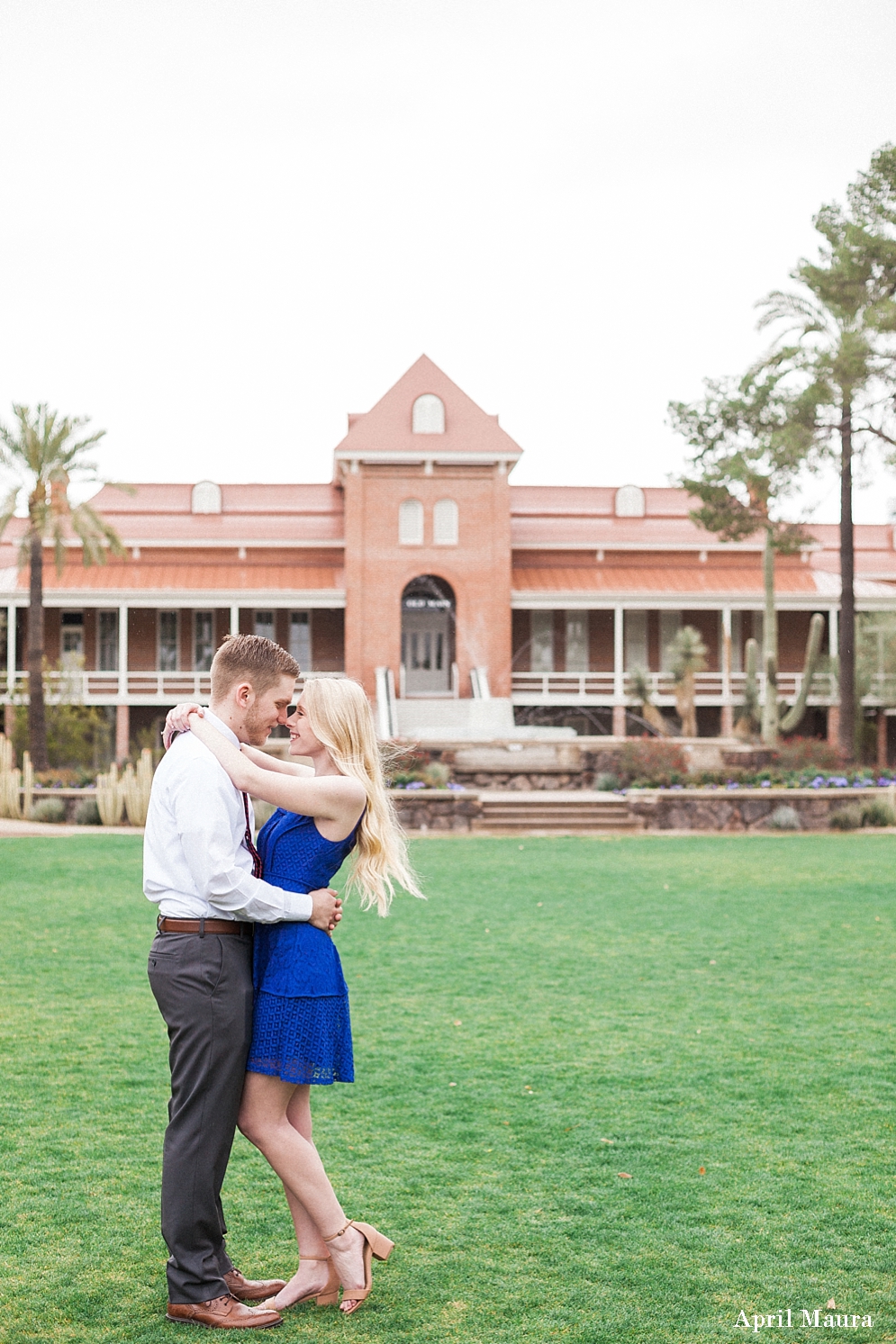 University of Arizona Engagement Session | St. Louis Wedding Photographer | April Maura Photography | www.aprilmaura.com_0278.jpg