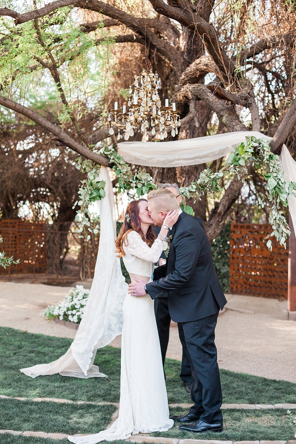 Whispering Tree Ranch Phoenix Wedding | St. Louis Wedding Photographer | April Maura Photography | www.aprilmaura.com_0115.jpg