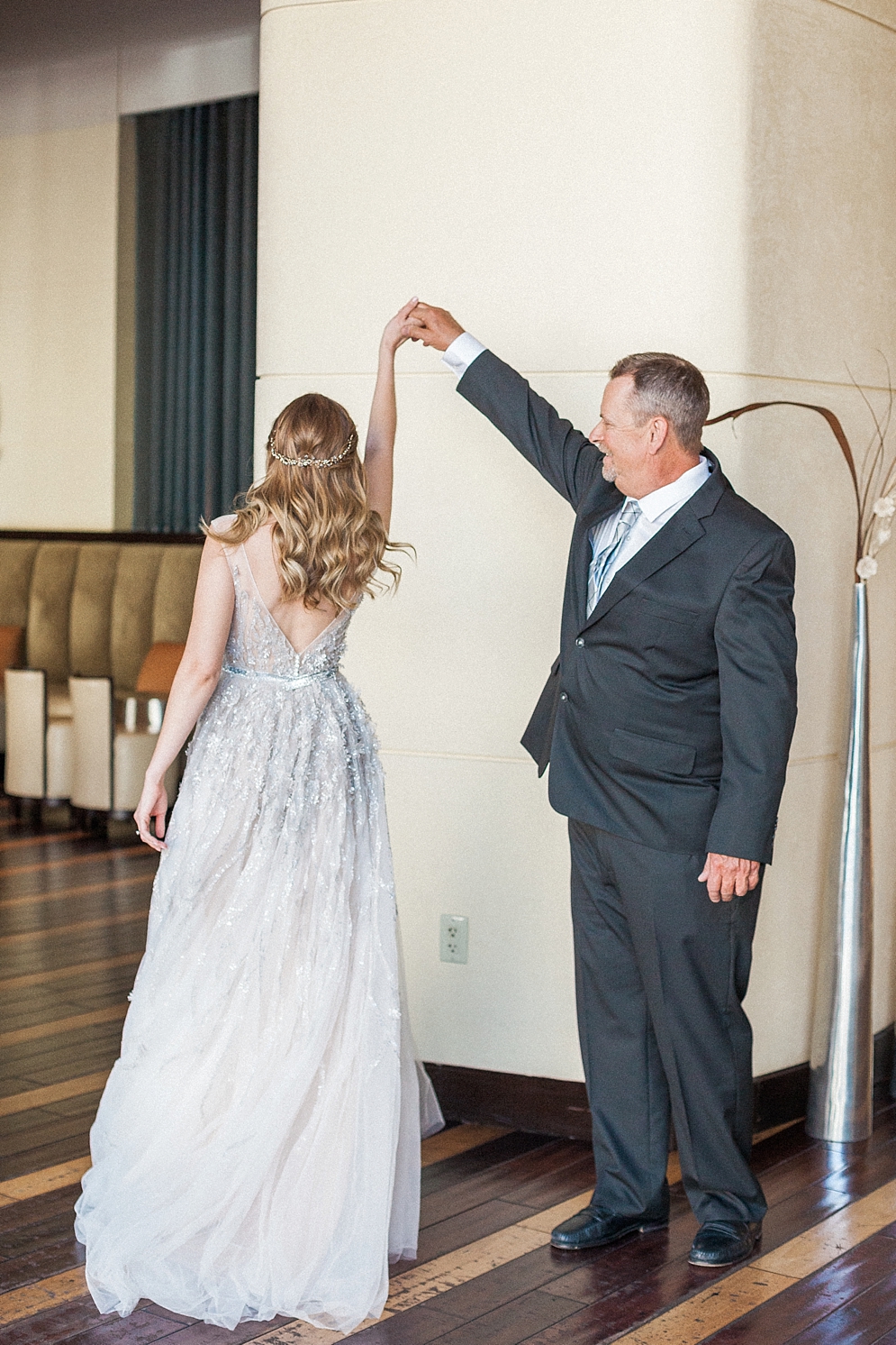Venue at the Grove Wedding | Arizona Summer Wedding Tips | St. Louis Wedding Photographer | St. Louis Wedding | April Maura Photography | Missouri wedding | www.aprilmaura.com_0365.jpg