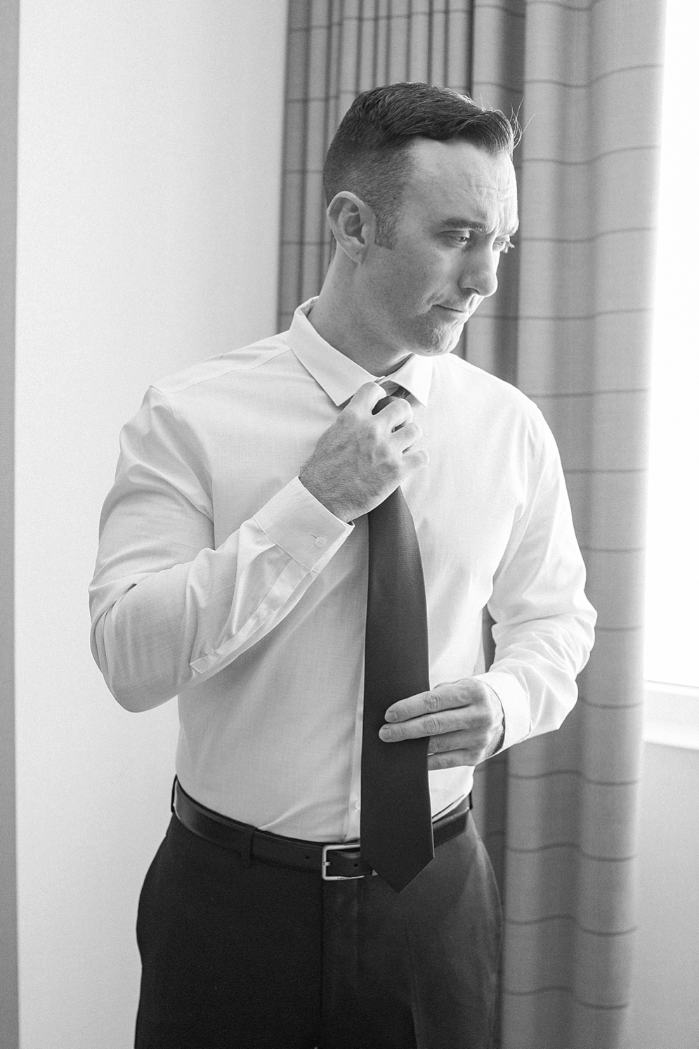 Venue at the Grove Wedding | Arizona Summer Wedding Tips | St. Louis Wedding Photographer | St. Louis Wedding | April Maura Photography | Missouri wedding | www.aprilmaura.com_0438.jpg